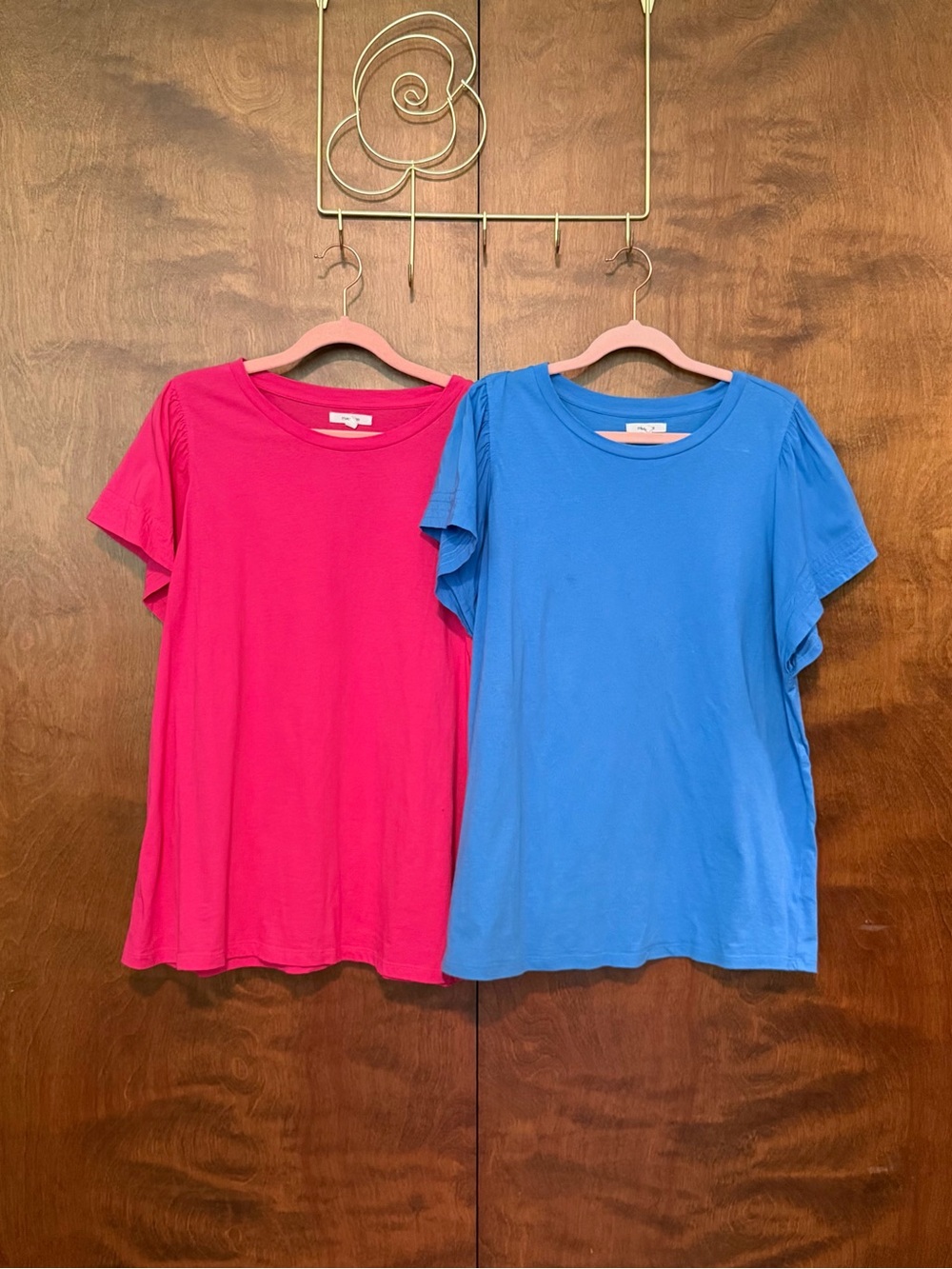 Lot of 2 Maurcies Woven Mixed Media Tee Womens XL Blue & Pink Flutter Sleeve EUC